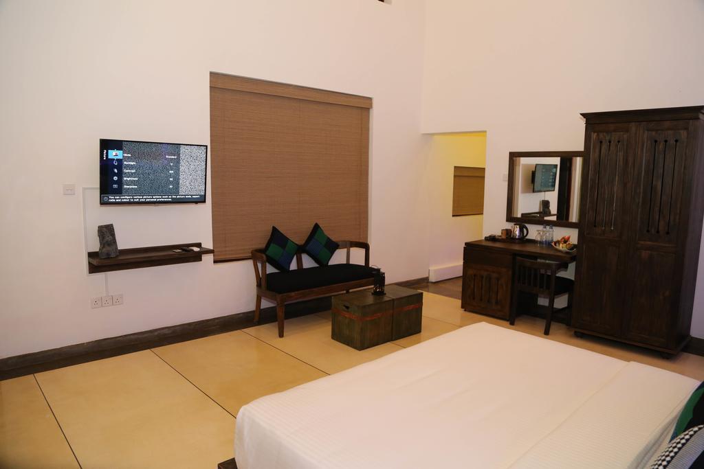 Tranquil Negombo Boutique Hotel Luaran gambar