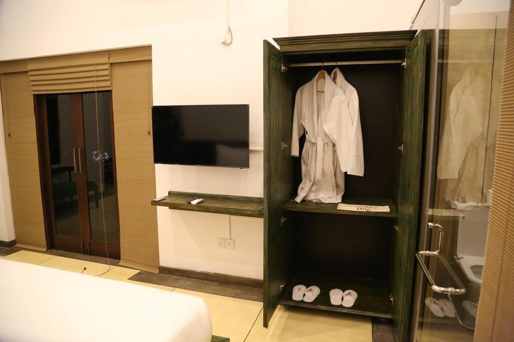 Tranquil Negombo Boutique Hotel Luaran gambar