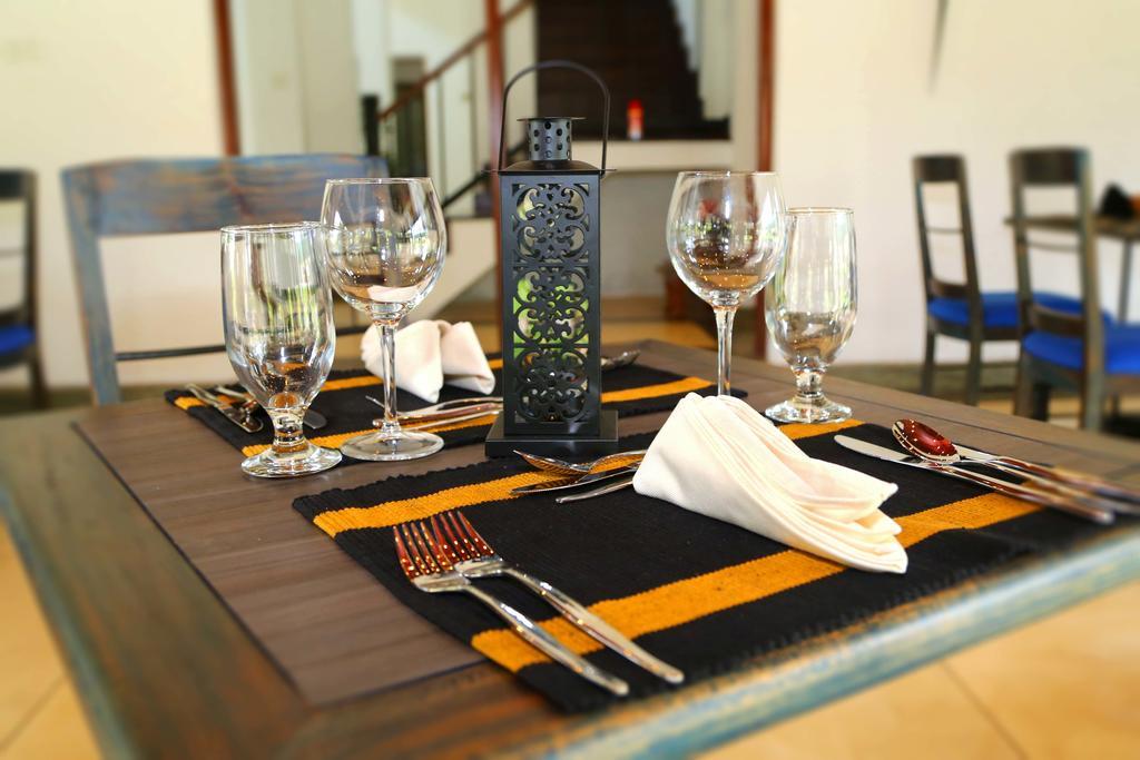 Tranquil Negombo Boutique Hotel Luaran gambar