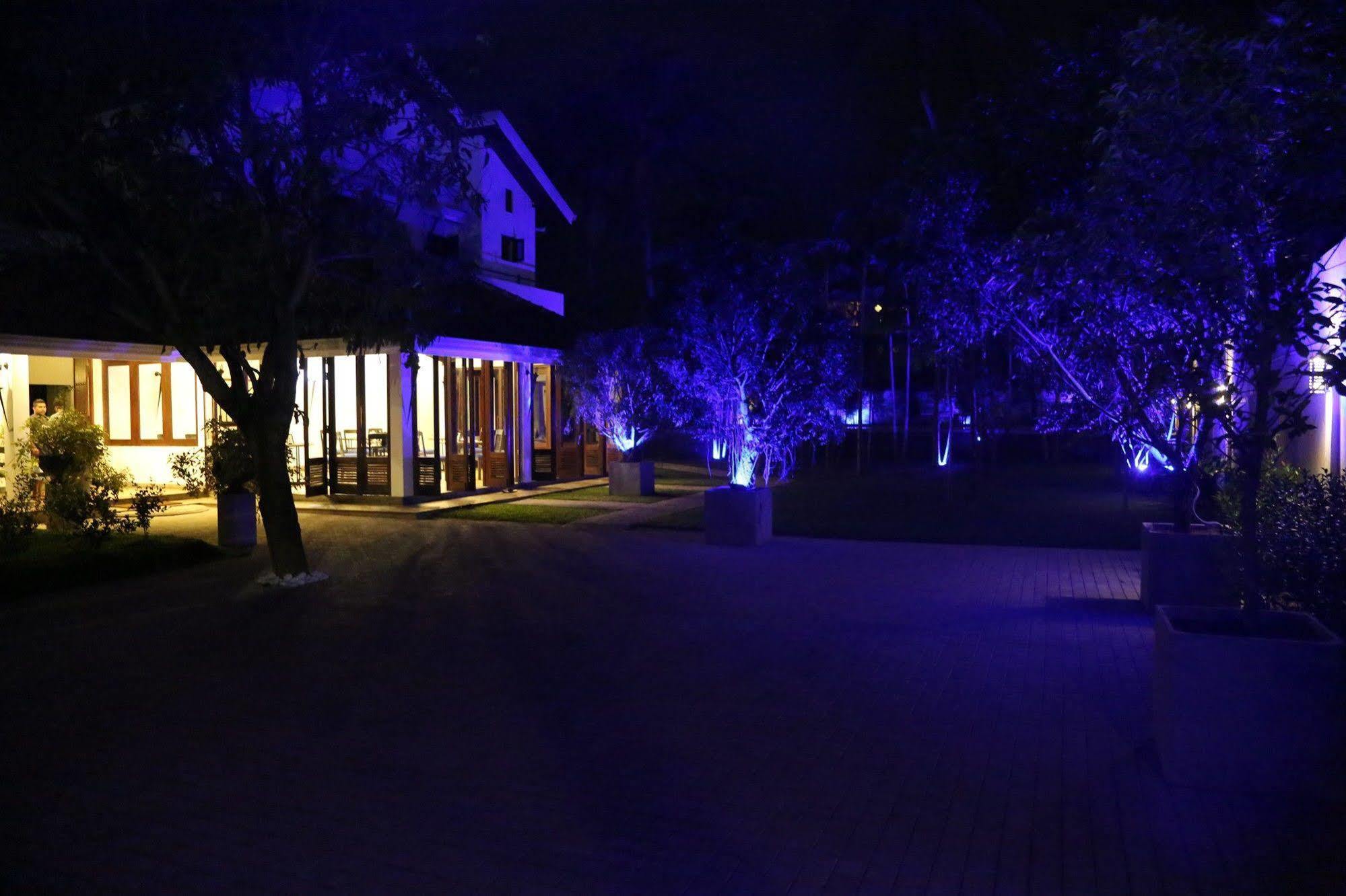 Tranquil Negombo Boutique Hotel Luaran gambar