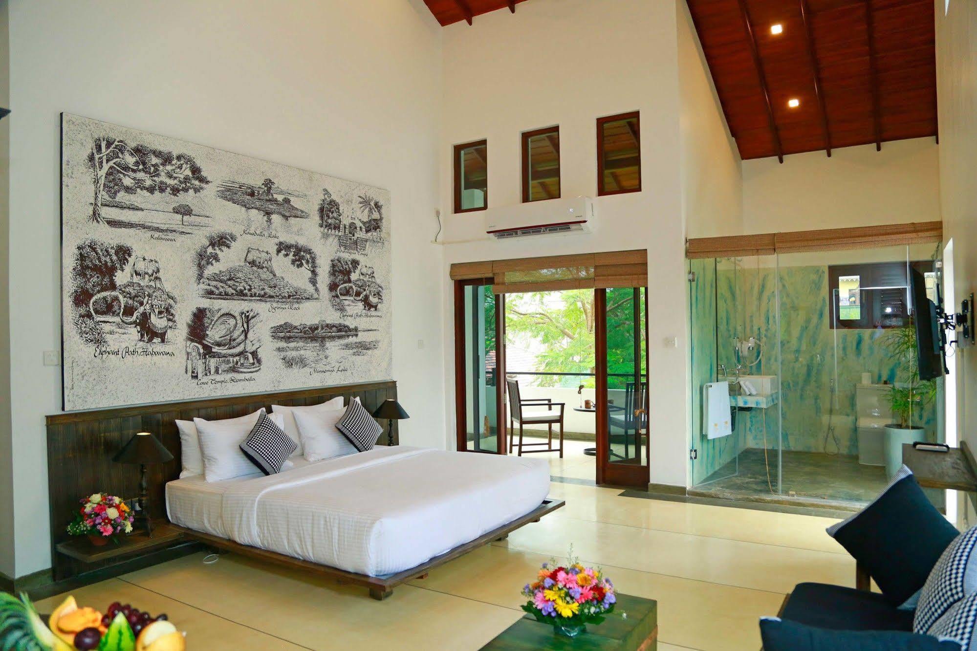 Tranquil Negombo Boutique Hotel Luaran gambar