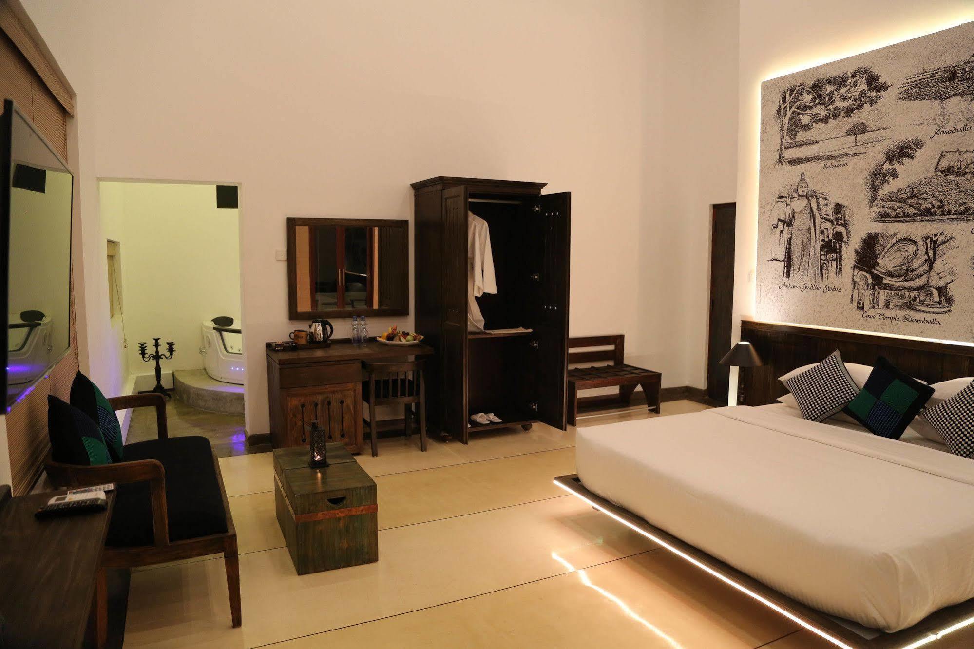 Tranquil Negombo Boutique Hotel Luaran gambar