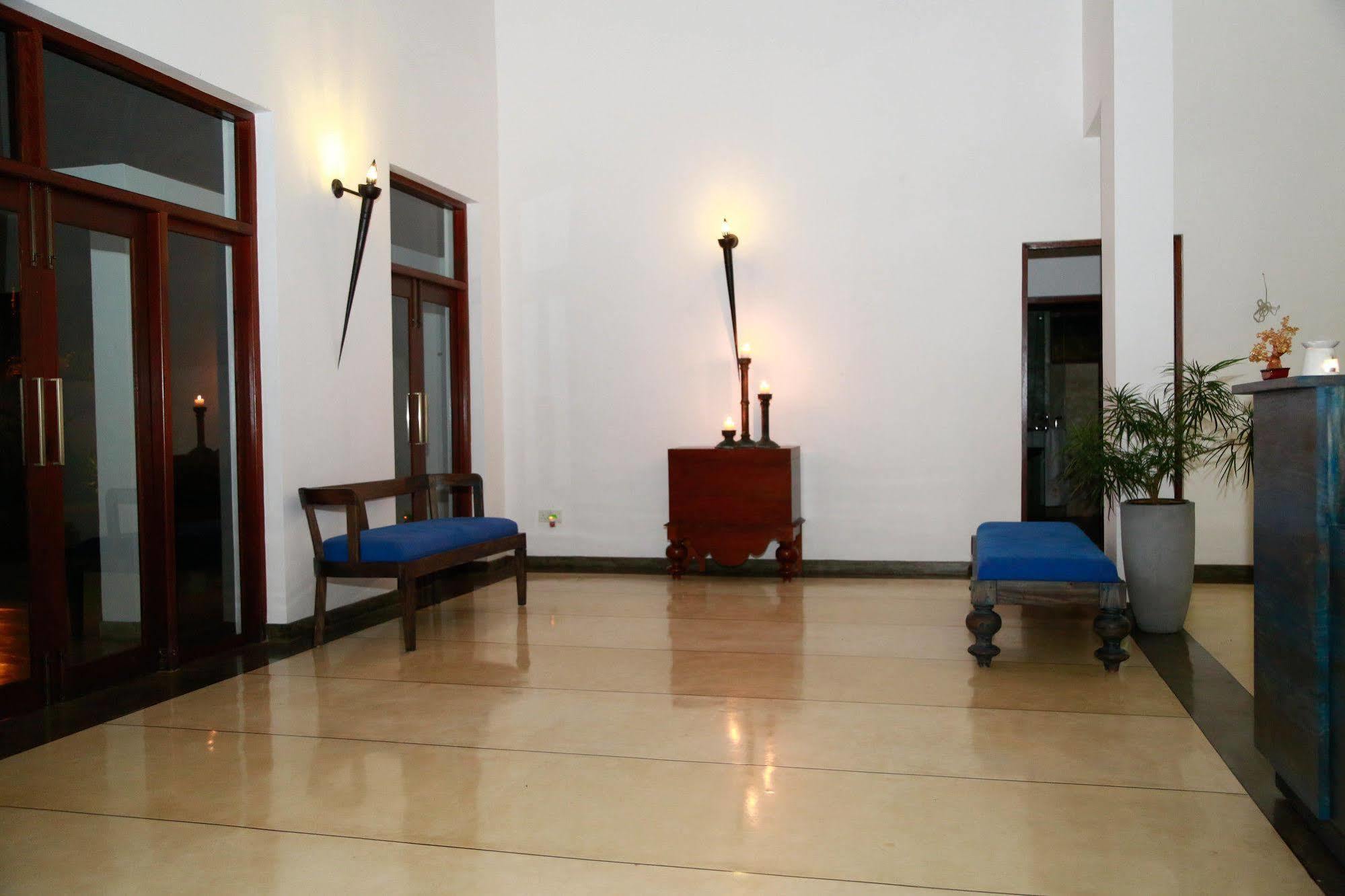 Tranquil Negombo Boutique Hotel Luaran gambar
