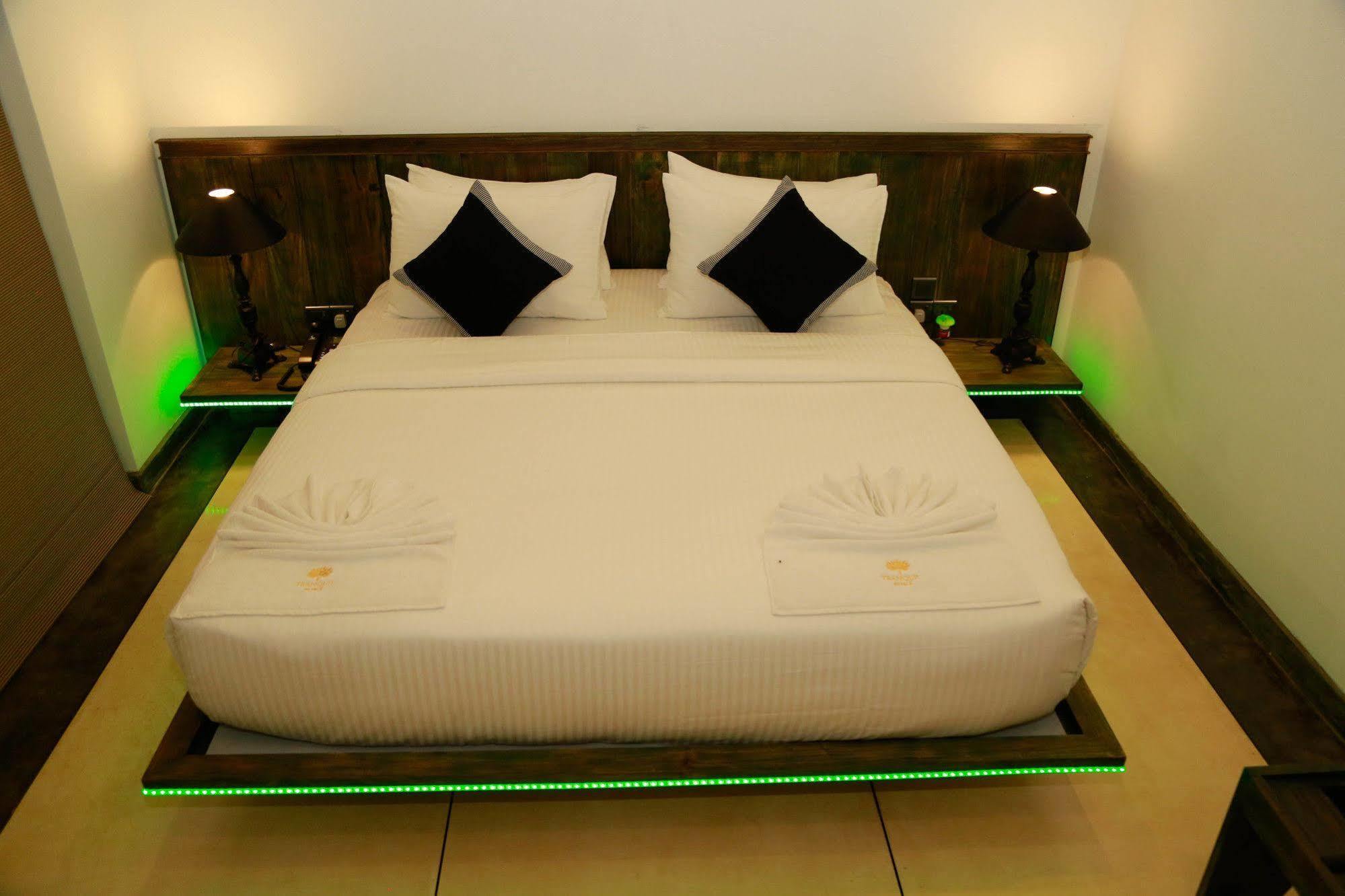 Tranquil Negombo Boutique Hotel Luaran gambar